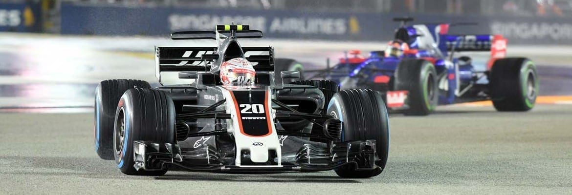 Haas pontuou com Grosjean; Magnussen abandonou