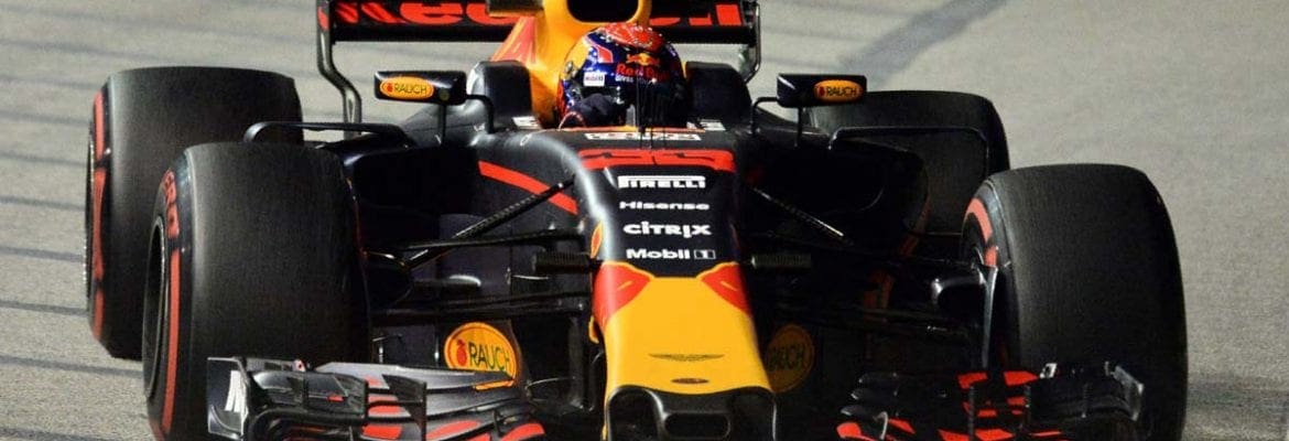 Verstappen garante hegemonia da Red Bull no último treino em Cingapura