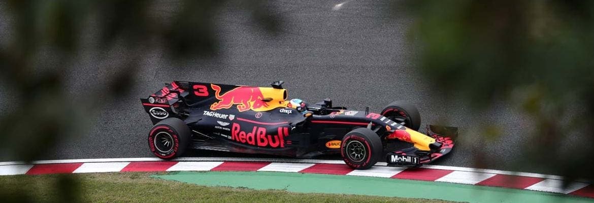 Riccardo cauteloso com Ferrari e Mercedes: “Precisamos encontrar velocidade”