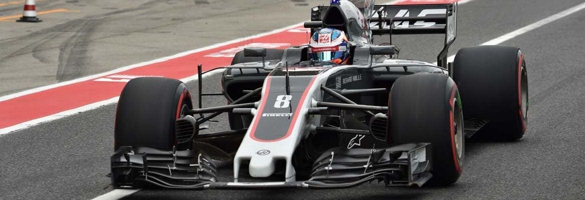 Grosjean: “Fui para a grama, ela estava molhada e me jogou nas barreiras”