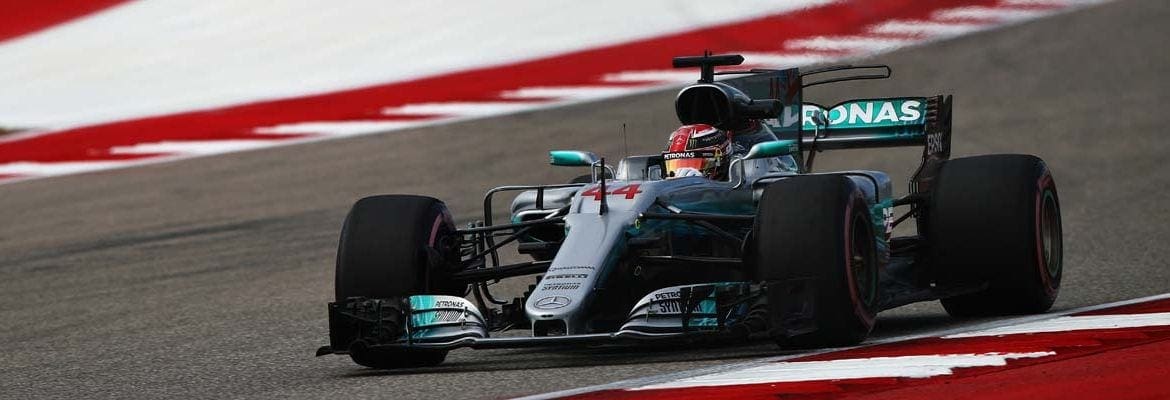 GP dos EUA: Hamilton segue na frente durante segunda sessão de treinos no COTA