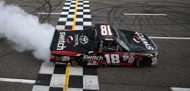 Noah Gragson garante primeira vitória na NASCAR Truck Series