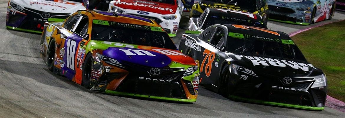 Kyle Busch vence em Marinsville e está na final dos playoffs