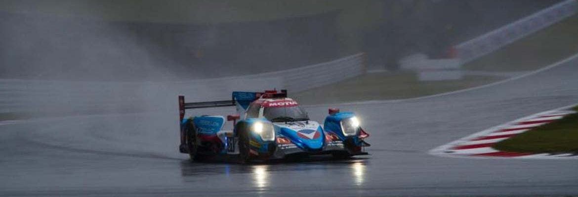 Bruno Senna tenta encostar nos líderes no Japão