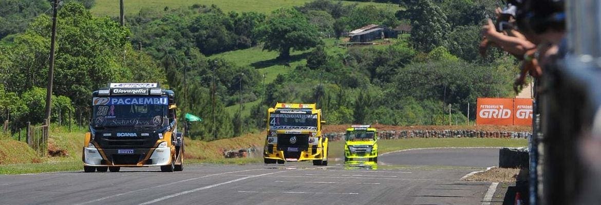 Dirani e Witold sobem ao alto do pódio da Copa Truck