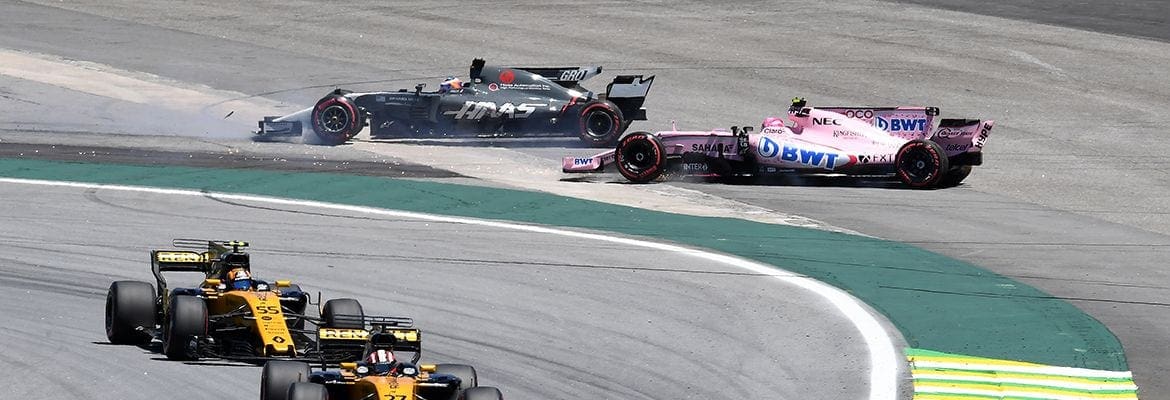 Dia difícil para Haas, após pilotos baterem na primeira volta