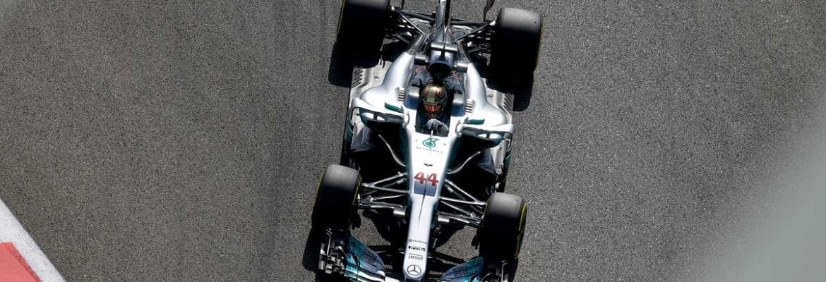 GP de Abu Dhabi: Mercedes lidera com Hamilton segunda sessão na Yas Marina