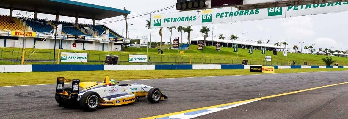 F-3 Brasil: Samaia e Fraga vencem duas vezes em Goiânia e conquistam os títulos da temporada