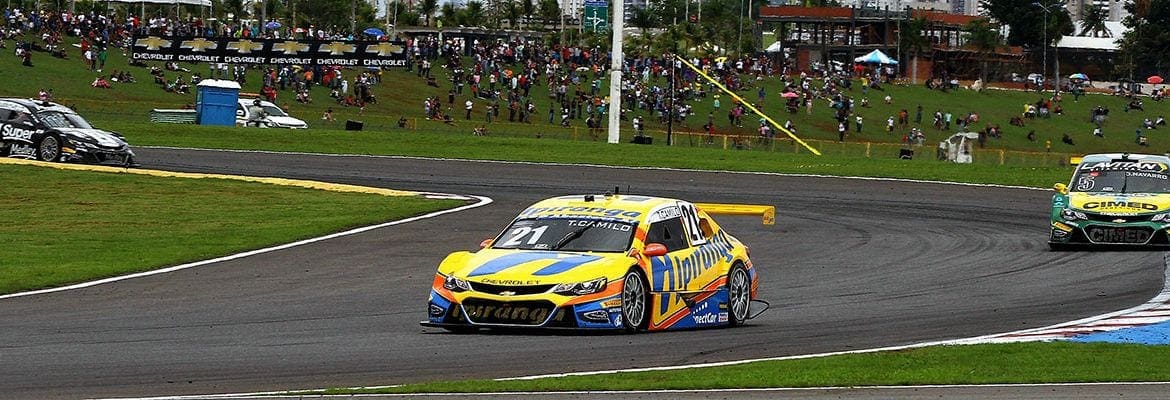 Thiago Camilo x Daniel Serra: apenas dois pilotos brigarão pelo título na última corrida da Stock Car