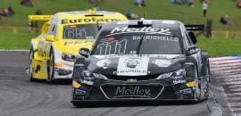 Homenagem no carro de Barrichello é destaque da etapa de Stock Car