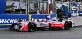 Felix Rosenqvist é o pole-position da segunda corrida em Hong Kong