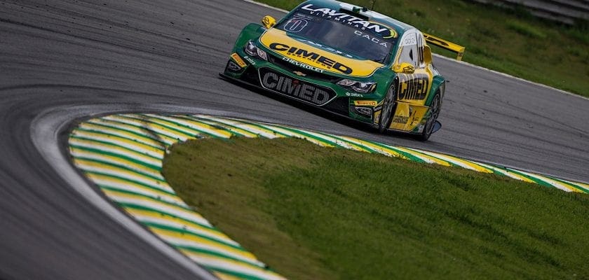 Cacá Bueno faz um balanço da temporada e espera um 2018 melhor Cacá Bueno (Cimed Racing) - Etapa Interlagos