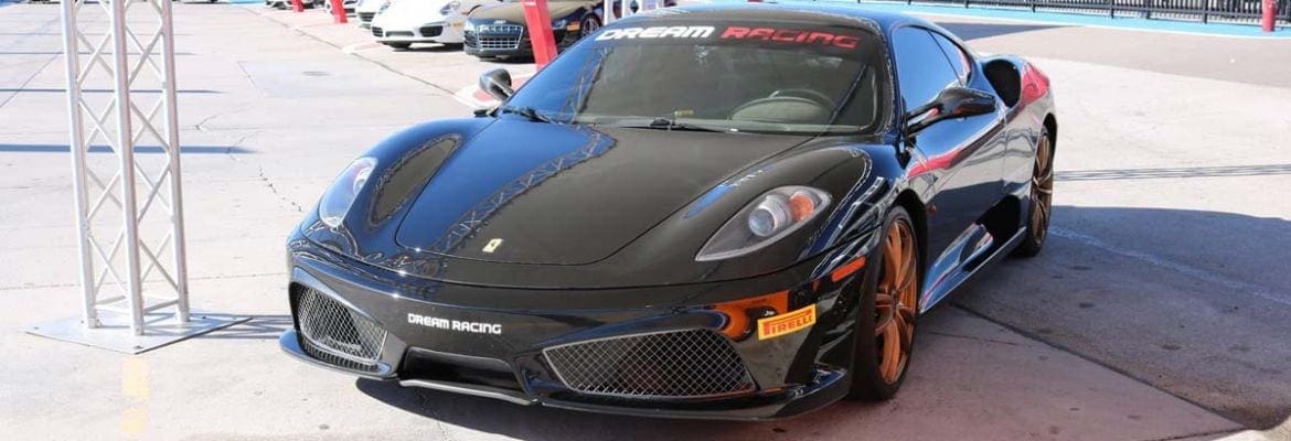 Férias F1Mania.net: Pilotamos uma Ferrari no autódromo de Las Vegas