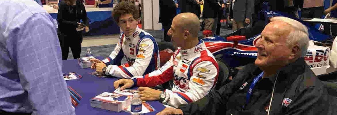 Matheus Leist treina com carro 2018 da AJ Foyt na próxima semana em Sebring