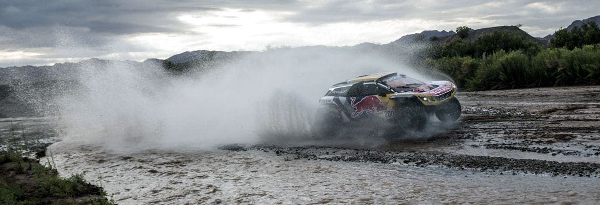 Dakar: Peterhansel se recupera, mas Sainz segue na liderança