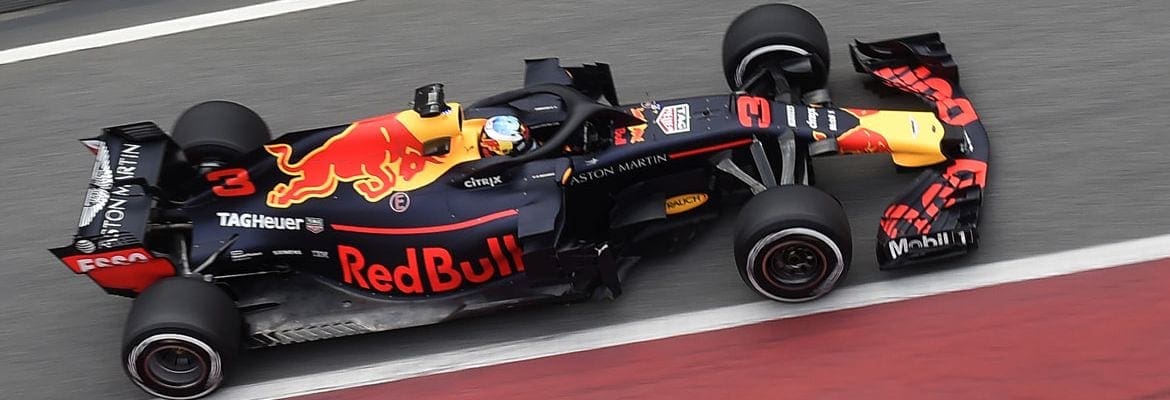 Ricciardo lidera manhã em Barcelona; Alonso teve problemas com sua McLaren