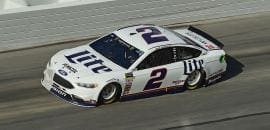 Brad Keselowski fatura etapa extracampeonato da NASCAR em Daytona