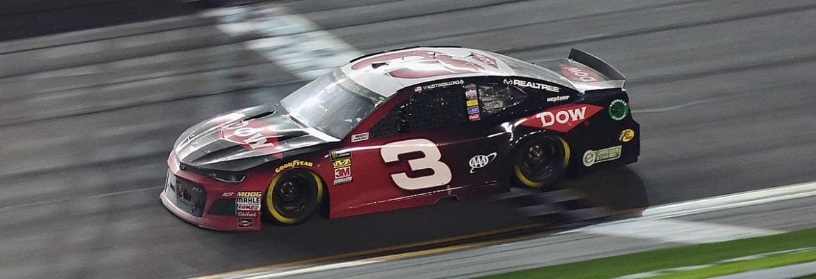 Austin Dillon vence em Daytona na última volta da prova