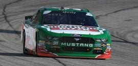 Xfinity: Kevin Harvick domina e vence a etapa de Atlanta