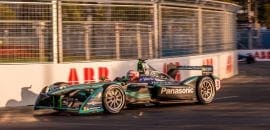 Piquet faz boa largada em Santiago, termina em sexto e é quinto no campeonato