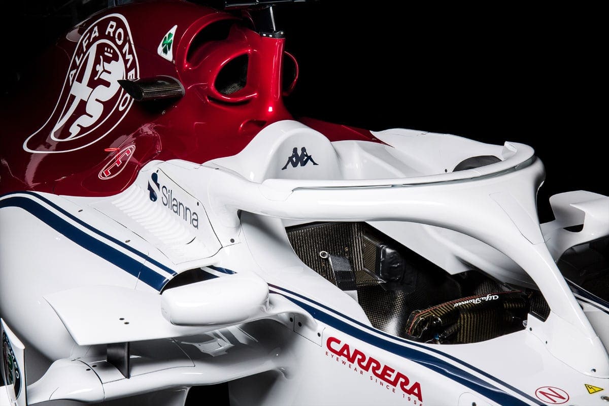 GALERIA: Do azul para o vermelho e branco, Sauber revela o C37 para a F1 2018 Alfa Romeo Sauber C37 - F1 2018