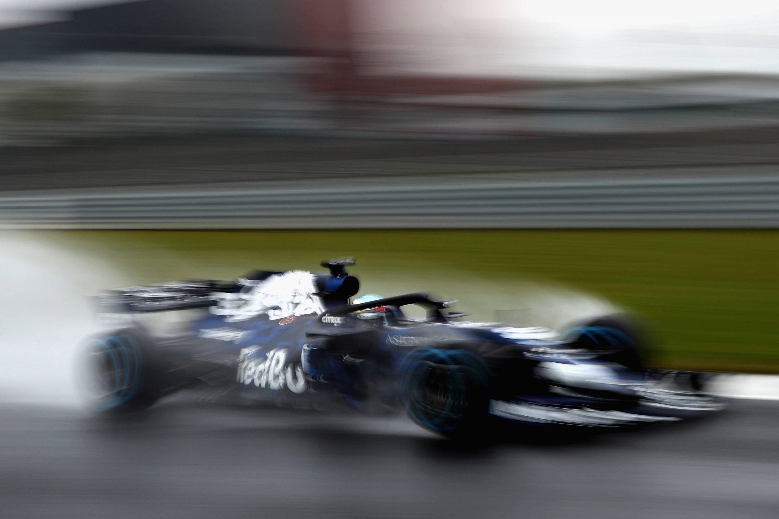 GALERIA: Confira as primeiras imagens do Red Bull RB14 Red Bull RB14