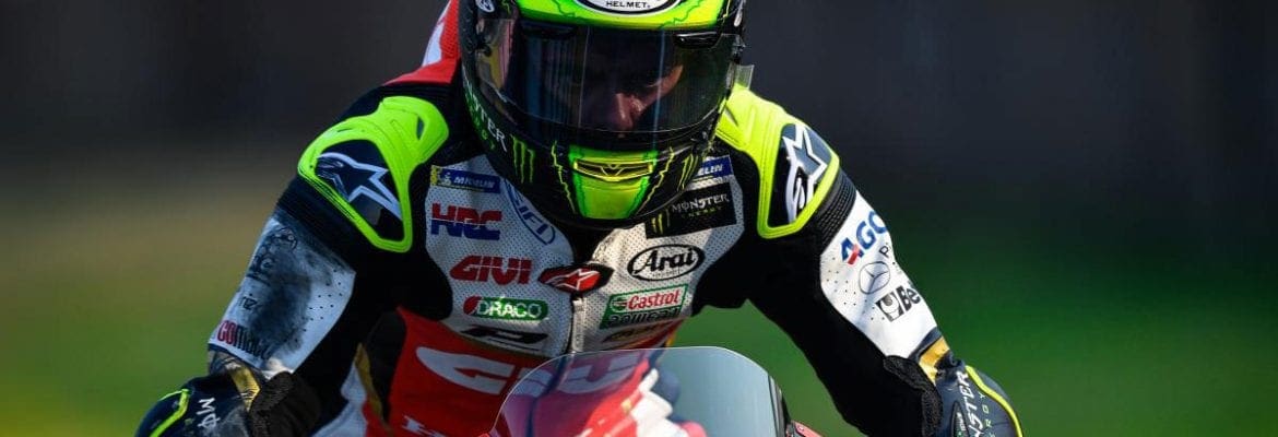 Cal Crutchlow lidera primeiro dia com 20 pilotos separados por menos de um segundo