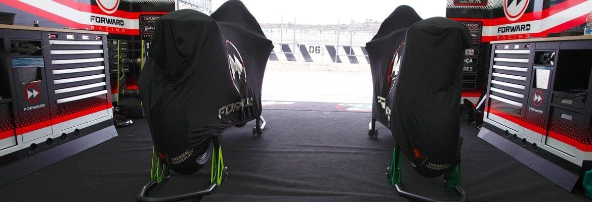 Chuva intensa limita testes em Valência; Granado permaneceu nos boxes