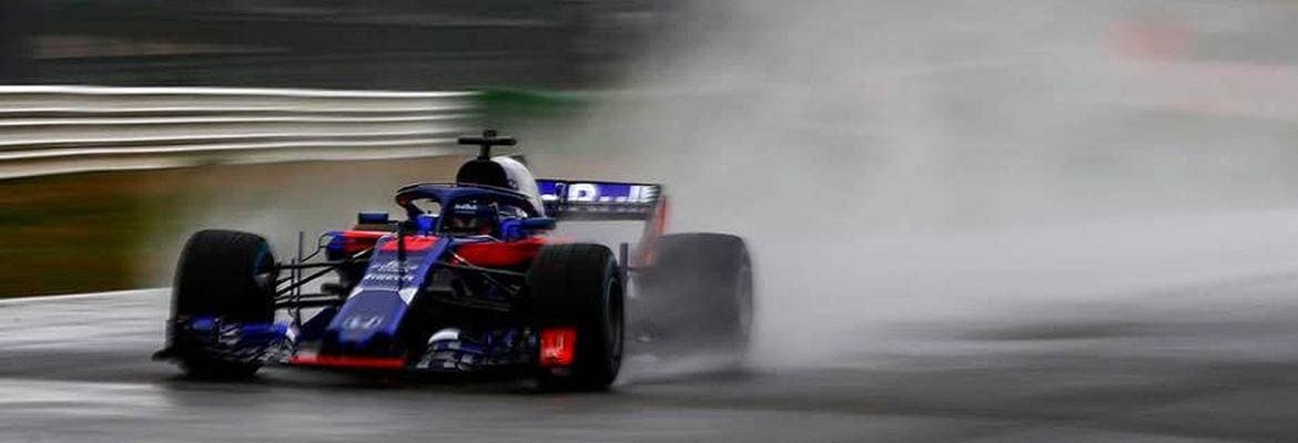 Toro Rosso com Hartley no primeiro dia de teste em Barcelona