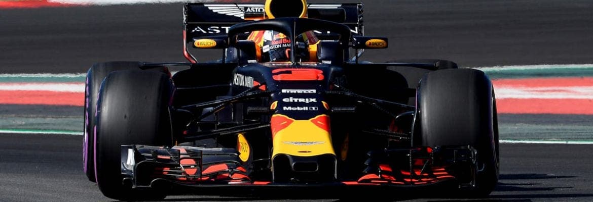 Ricciardo bate recorde de Massa e lidera segundo dia em Barcelona