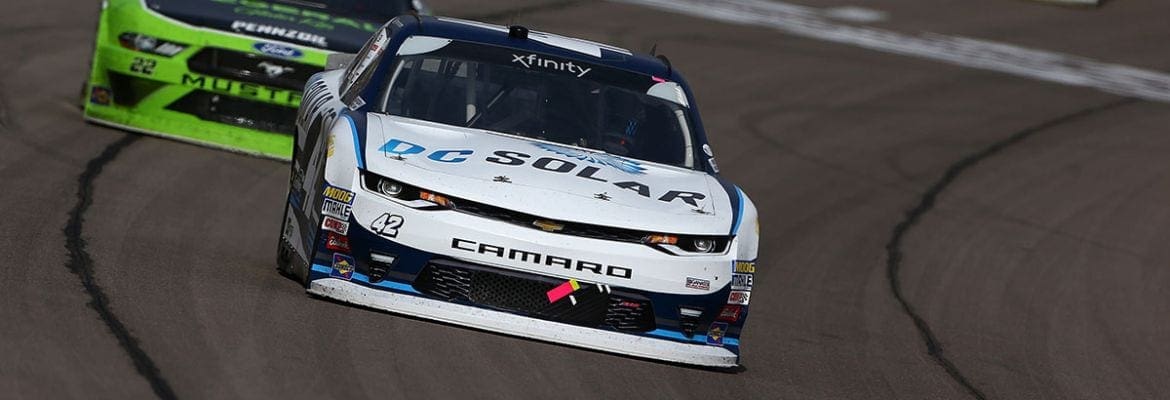 Xfinity: Kyle Larson segura Christopher Bell para vencer em Las Vegas