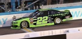 Xfinity: Brad Keselowski supera punição para vencer em Phoenix