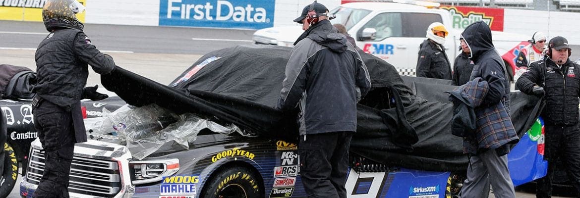 NASCAR Truck Series terá corrida finalizada no domingo devido à forte chuva