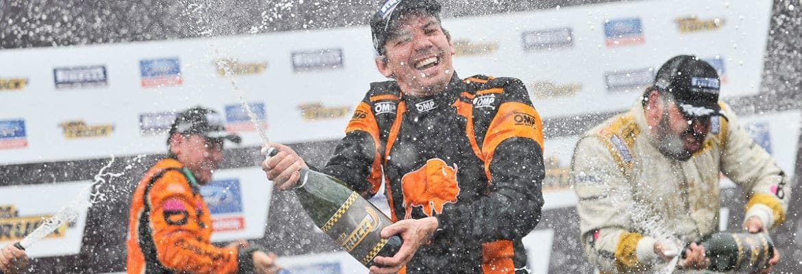 Cirino e Losacco vencem na abertura da Copa Truck em Cascavel