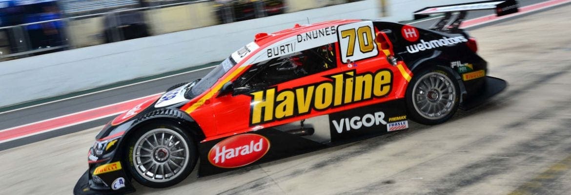 Com o pé direito Nunes e Burti entre os dez melhores em Interlagos