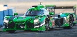 Brasileiro Pipo Derani vence as 12 Horas de Sebring com esquadrão da Nissan