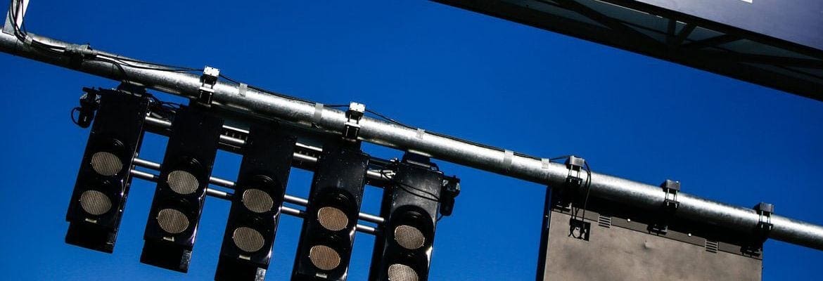 FIA altera luzes de largada em Melbourne por causa do halo