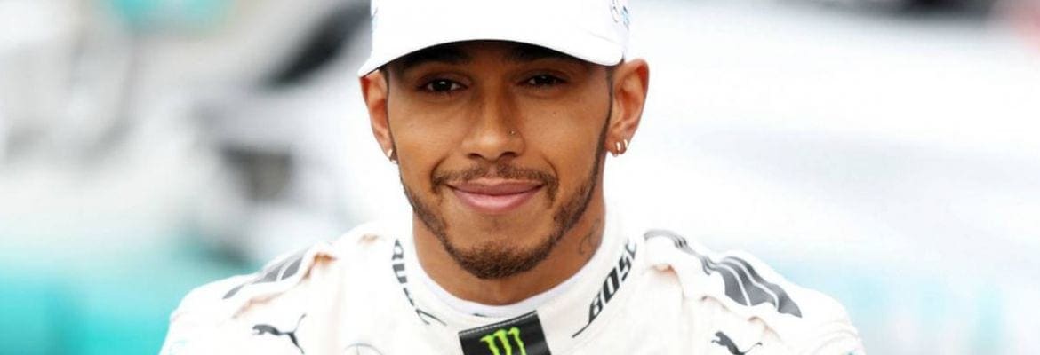 Hamilton preocupado com atualizações da Red Bull para corrida na Austrália