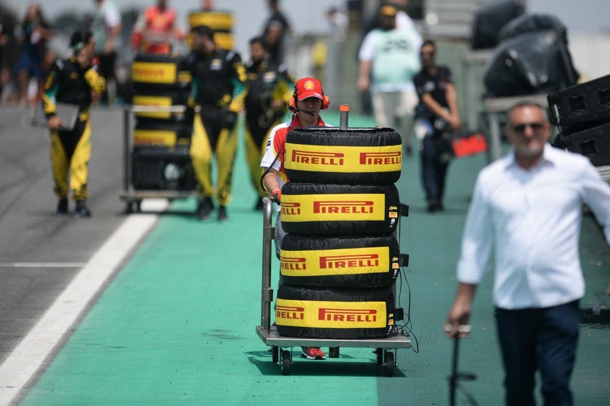 Manta térmica - Corrida de Duplas - Interlagos - Stock Car