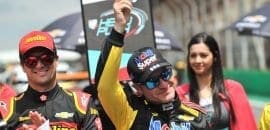 Barrichello brilha novamente ao conquistar a pole position em Londrina