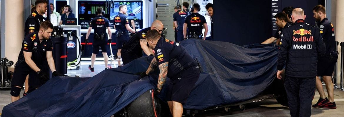 Red Bull se despede do GP no Bahrein com menos de 10 voltas