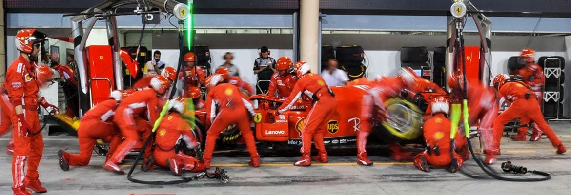 Ferrari multada em 50 mil euros por acidente no pit-stop de Raikkonen