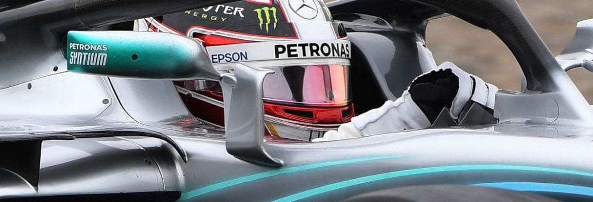 Hamilton destaca ameaça da Ferrari e da Red Bull em Xangai