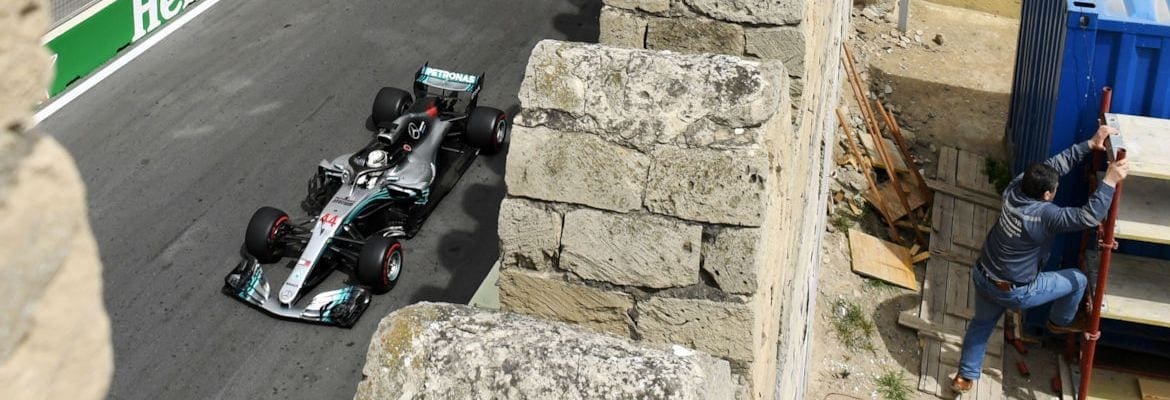 GP do Azerbaijão de F1: Reveja o “ao vivo” do primeiro treino livre em Baku