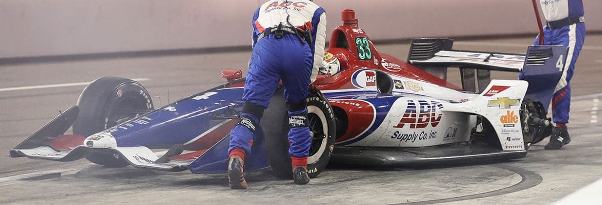 Apesar de erro do time no pit stop, Matheus Leist destaca evolução em Phoenix