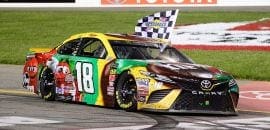 Kyle Busch consegue terceira vitória seguida em Richmond
