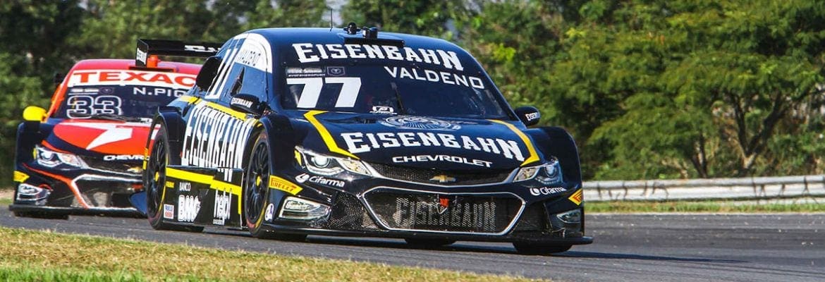 Valdeno Brito bate forte em alta velocidade no PR