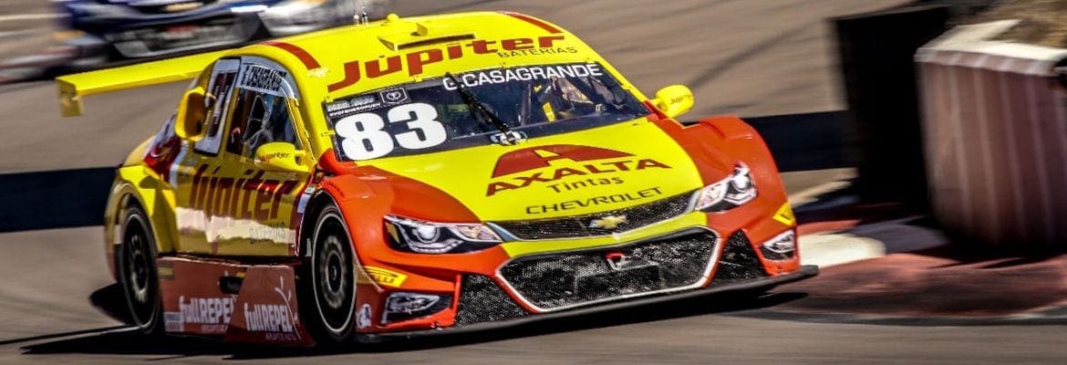 Casagrande dá show e faz 13 ultrapassagens na prova 1 no Velopark