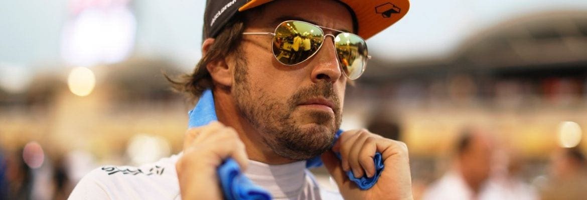 Alonso diz que “não se importa” com Ferrari ou Honda, após “perguntas frequentes”