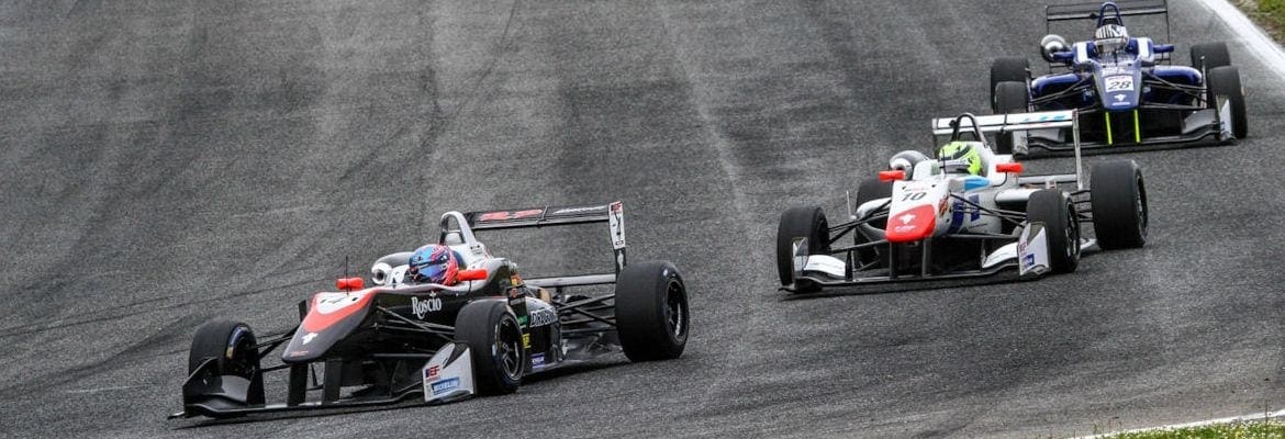 Com uma vitória e um segundo lugar, Felipe Drugovich é líder do Euroformula Open